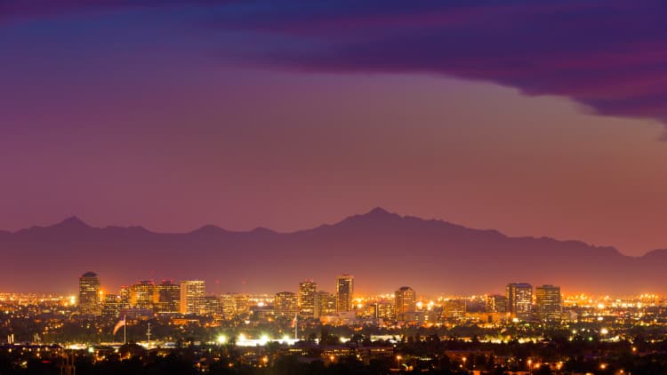 Phoenix se opkoms as 'n belangrike tegnologiese middelpunt met skyfies, outonome motors en drones