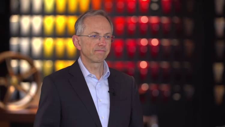 Kyk na die volledige onderhoud van CNBC met Benedetto Vigna, uitvoerende hoof van Ferrari