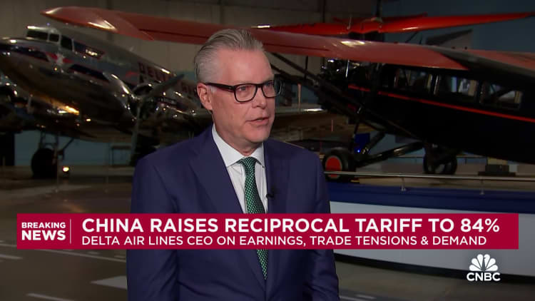 Ed Bastian, uitvoerende hoof van Delta Air Lines: ons tree op asof ons in 'n resessie gaan