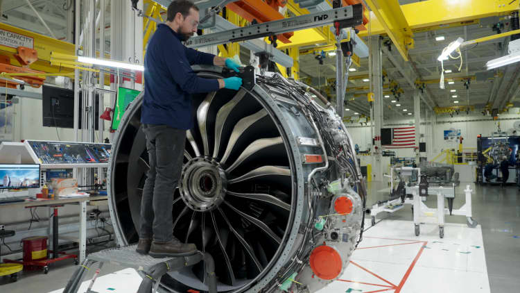 Waarom 'n tekort aan vliegtuigmeganika die volgende uitdaging van Aviation is
