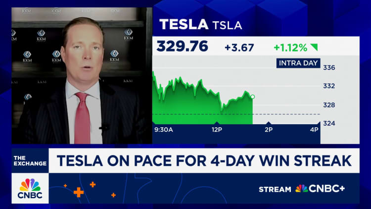 Jeff Kilburg van KKM sê Tesla se volgende voet is $ 400 per aandeel