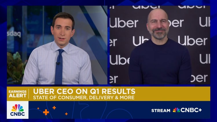 Dara Khosrowshahi, uitvoerende hoof van Uber, oor die eerste resultate van die eerste kwartaal, mobiliteit en afleweringsonderneming en verbruikersstatus