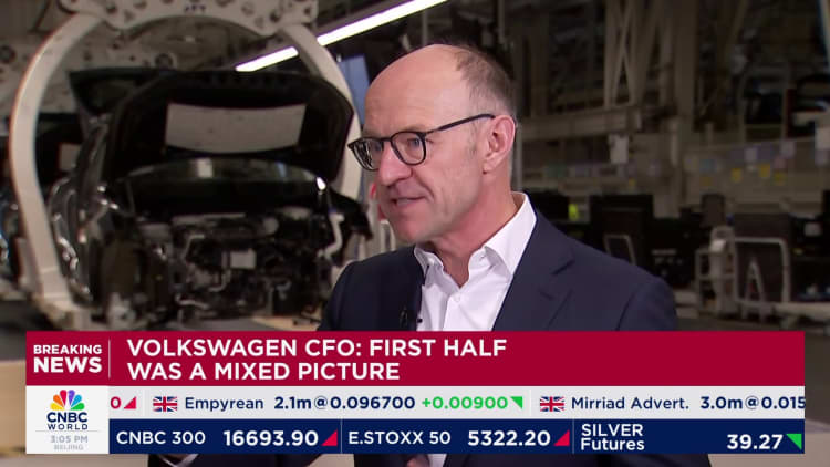 Volkswagen CFO sê die resultate van die eerste helfte van die jaar was gemengde foto's