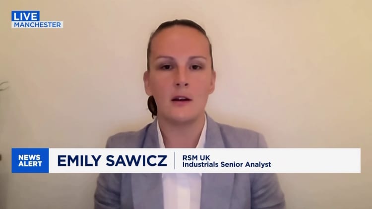 Ontleders meen die EU -staaltariewe hou 'n beduidende bedreiging vir die Britse industrie in