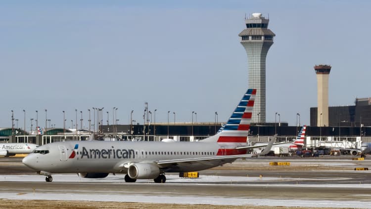 Kan American Airlines homself omdraai?