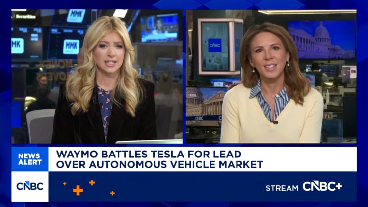 Waymo stel nuwe selfbestuurstelsel bekend op motors wat in China vervaardig word