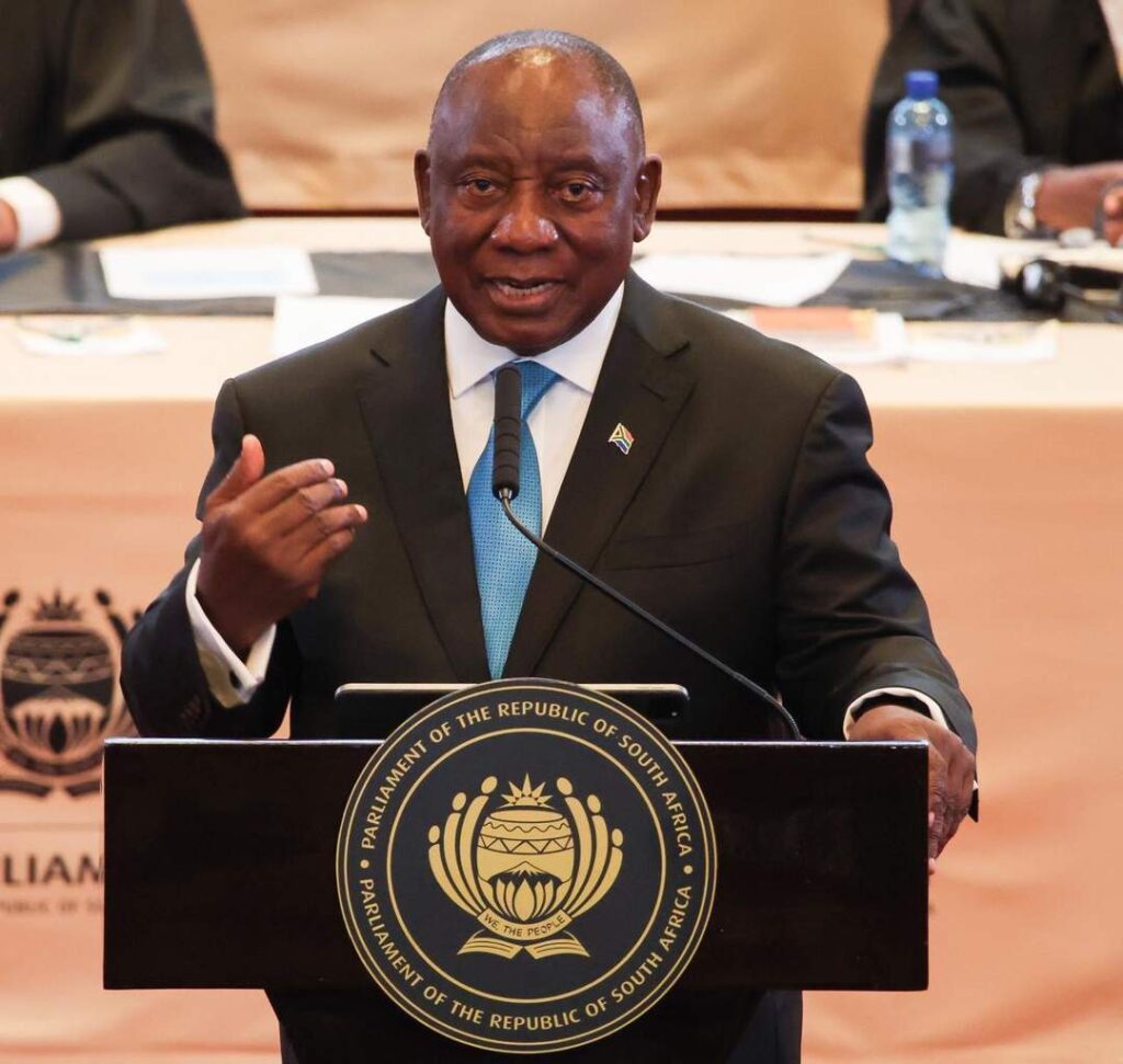 SONA | Ramaphosa ontplooi weermag in bendegeteisterde Kaapstad en Gauteng