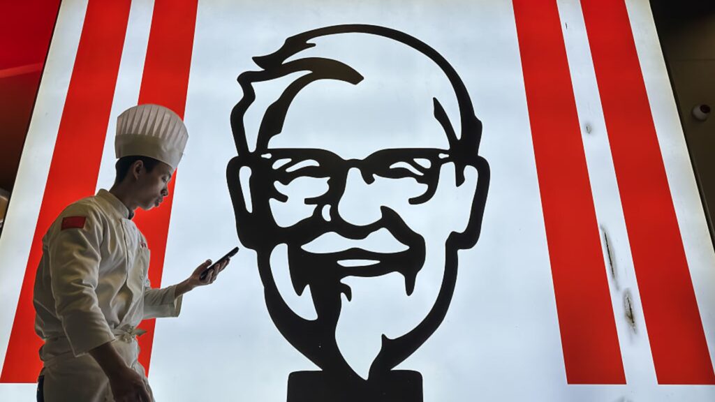 BYD werk saam met KFC om 9-minuut-vulstasie in China te begin