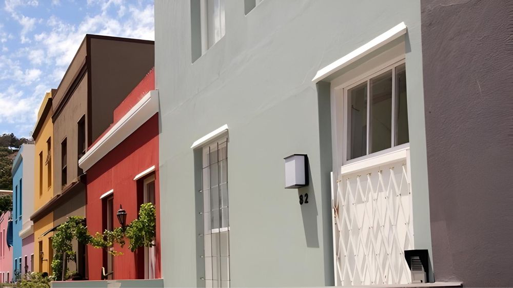 Suid-Afrika se huismark: Pryse oortref salarisse