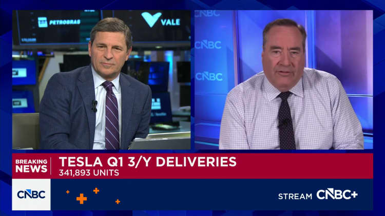 Tesla het aangekondig dat hy 358 000 voertuie in die eerste kwartaal afgelewer het, 'n kwartaal-tot-kwartaal afname van 14%