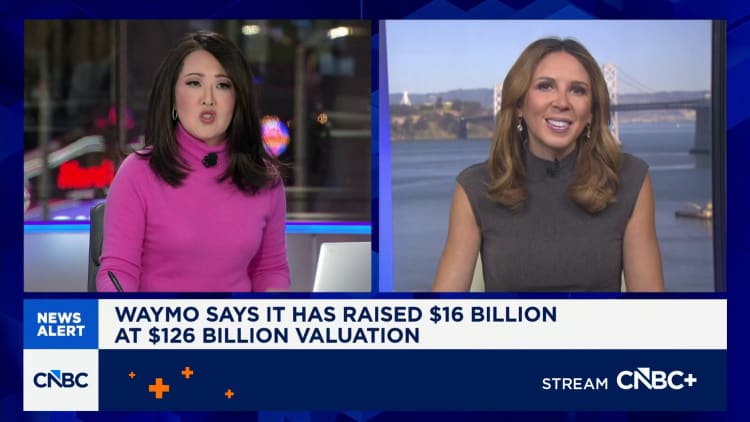 Waymo sê hy het $16 miljard ingesamel, wat dit op $126 miljard gewaardeer het