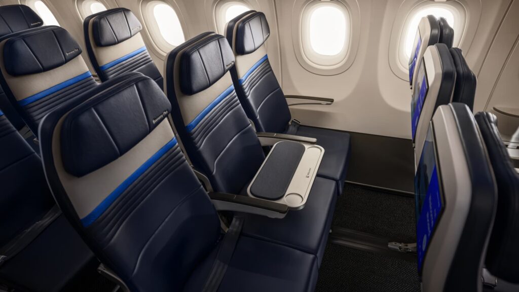United Airlines om meer te hef vir ‘n leë middelste sitplek